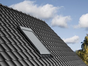 VELUX roleta zewnętrzna SML 0000 sterowana elektrycznie z napędem 24V